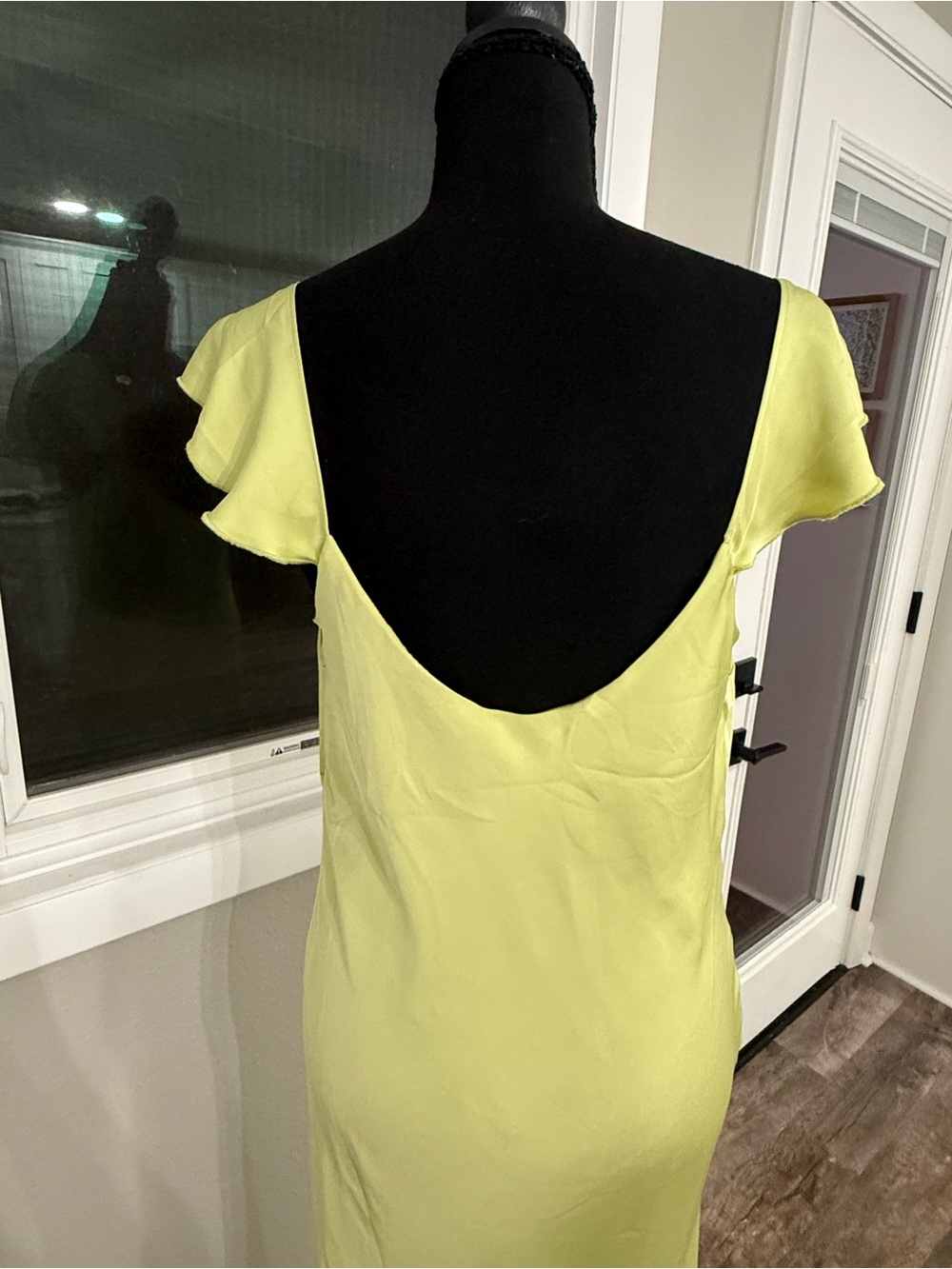 Meshki Light Green Maxi Dress Satin Ruffle Straps Sweatheart Neckline Size M - Picture 4 of 7